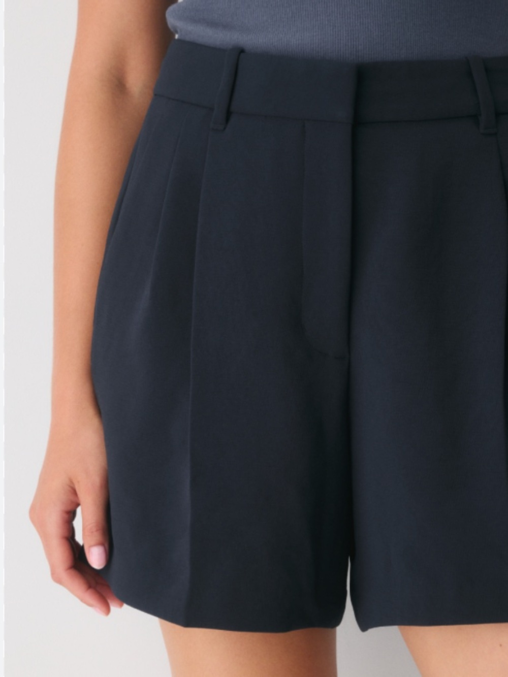 Abercrombie & Fitch Navy Bermudas shorts